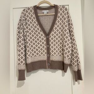 cupcakes & cashmere Geometric Patterned Brown and Cream Cardigan